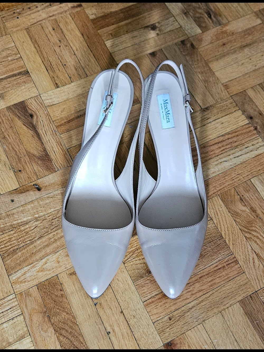 Gorgeous Max Mara Leather Slingback Pumps